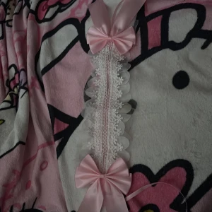  Lolita - Hår accessoar. Aldrig använd. Köpte för 80kr säljer för 40kr 