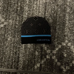 Svart mössa - Ny mössa i svart, ba testad. Kom dm för frågor👍🏼