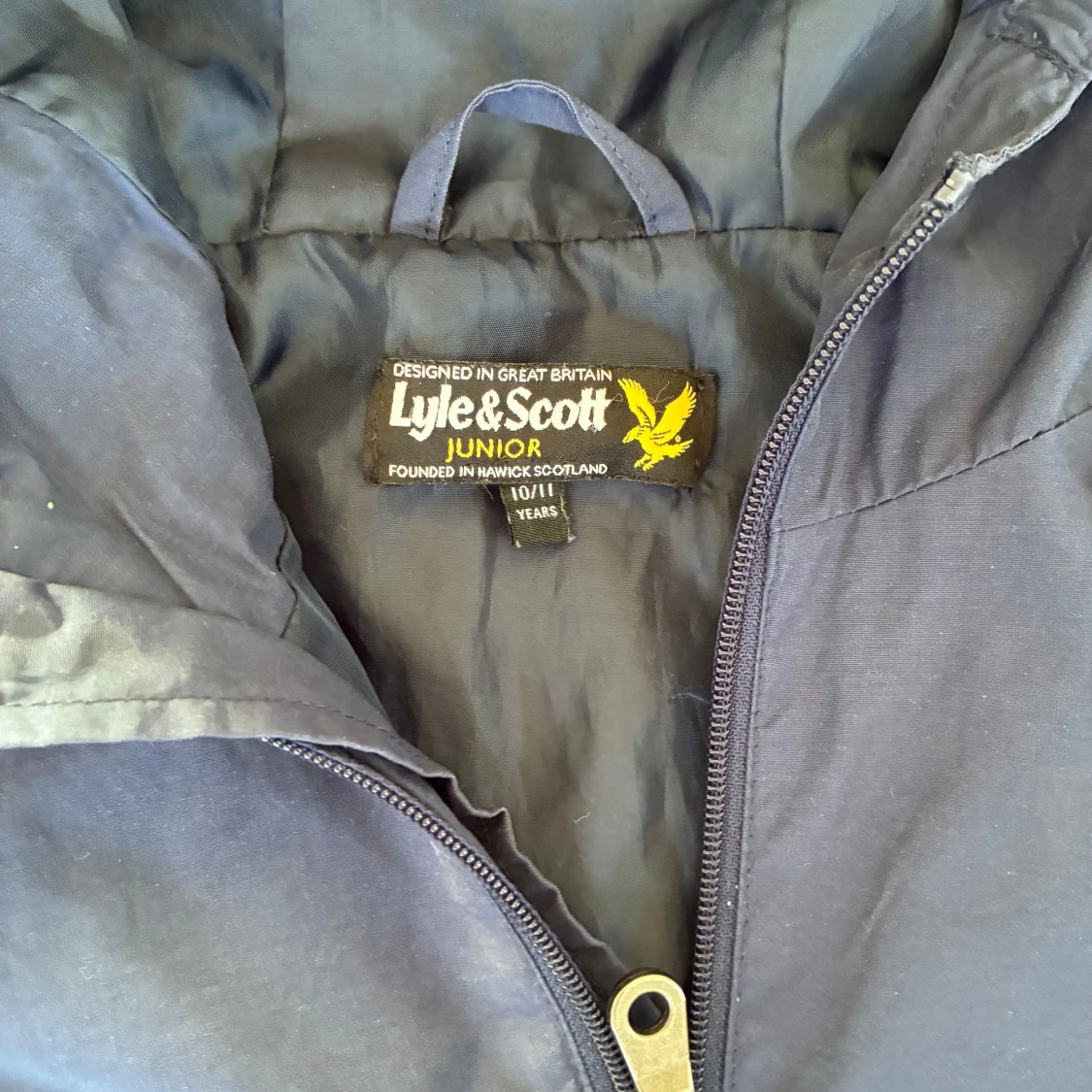 Blå vindjacka från Lyle & Scott - 1