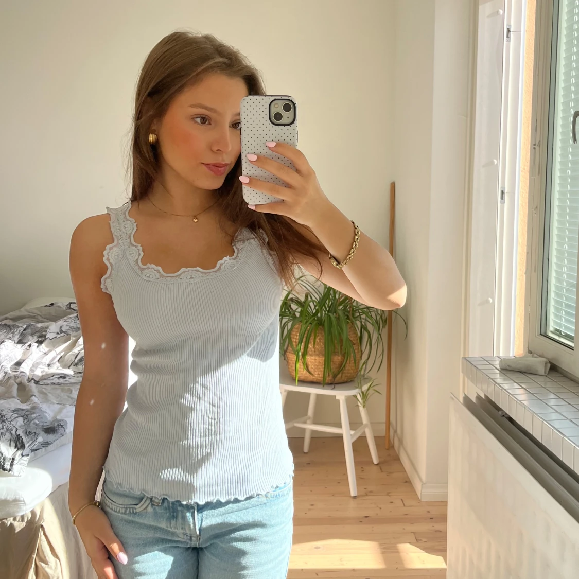 Ljusblå rosemunde top - 1