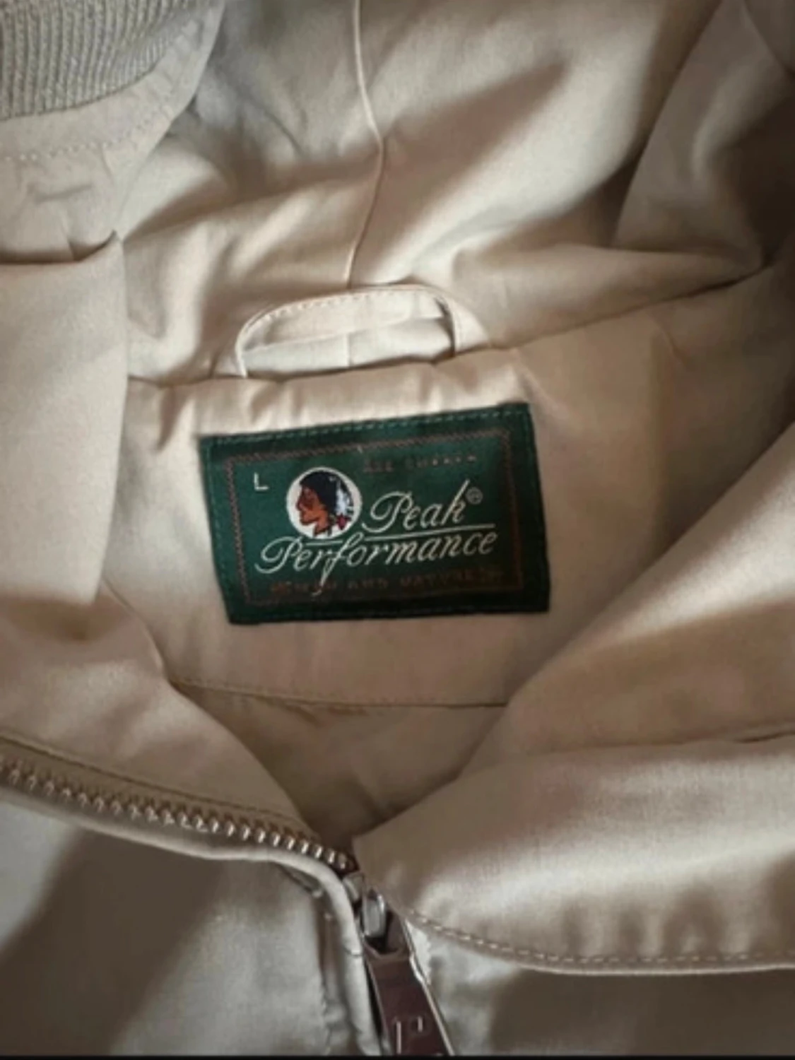 Beige vindjacka Peak Performance L - 2