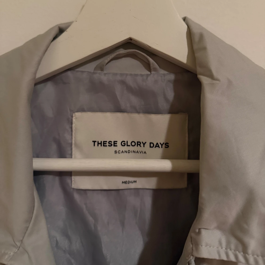 Grå vindjacka från These Glory Days - 1