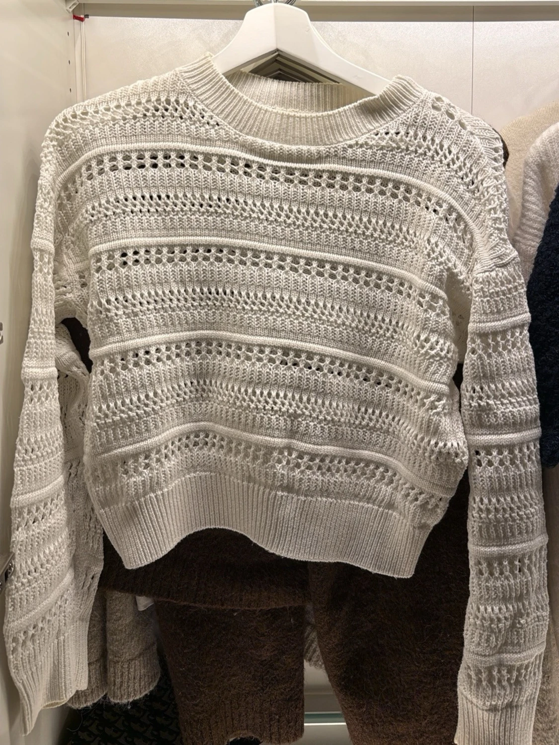 Vit stickad tröja från H&M