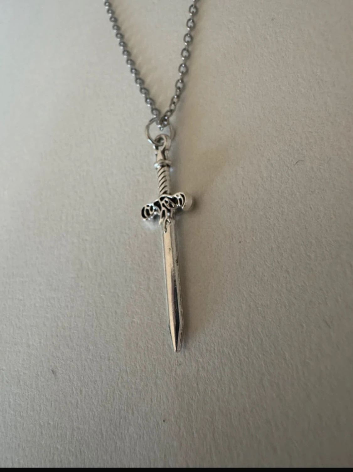 Silverhalsband mindre svärd - 2