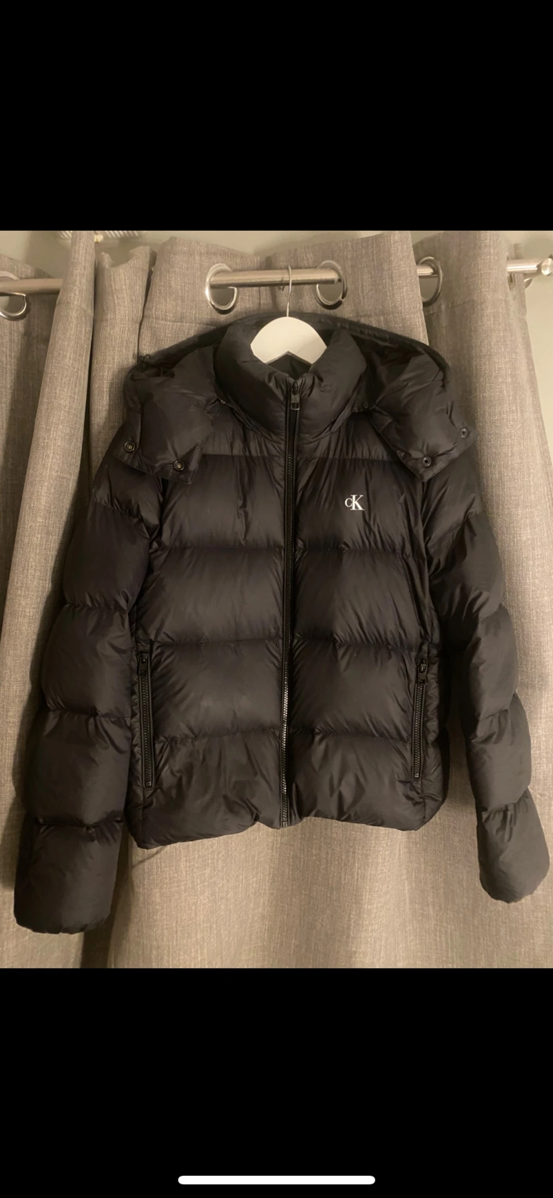 Svart vinterjacka från Calvin Klein