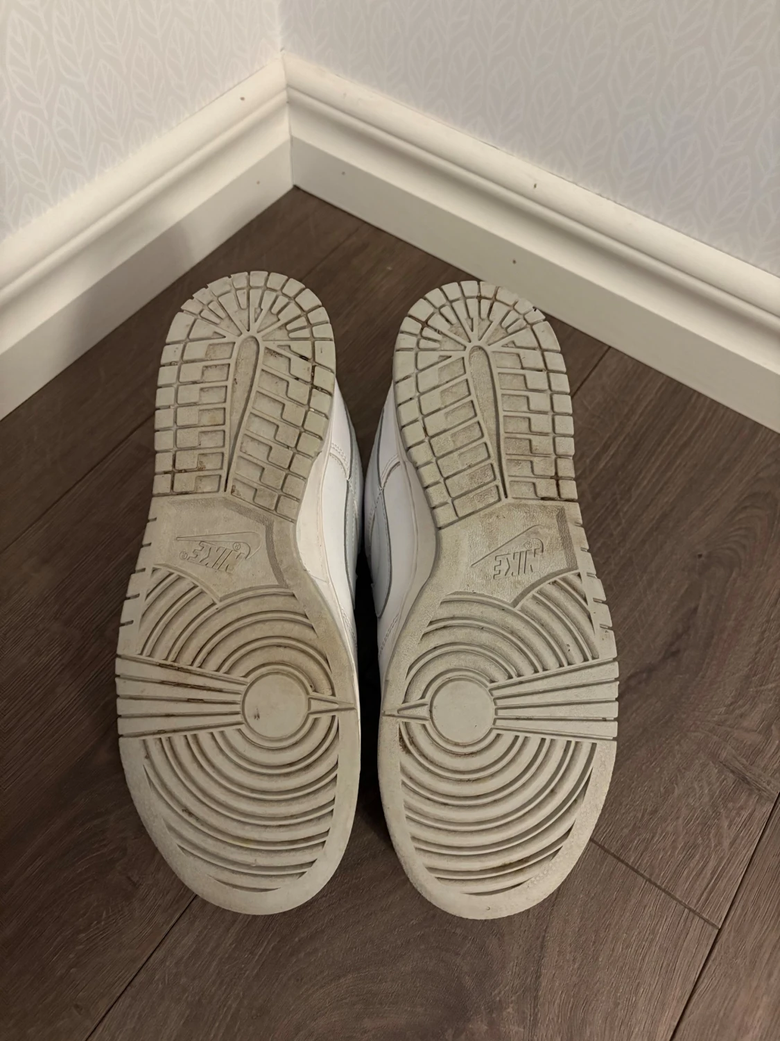 Nike Dunk Low vit/grå, stl 43 - 3