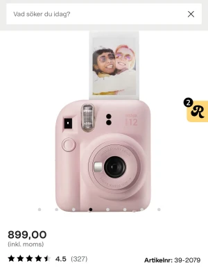Fujifilm Instax Mini 12 Rosa - Fujifilm Instax Mini 12 i färgen Blossom Pink. En smidig och rolig direktfilmskamera som skriver ut bilder direkt.  Perfekt för fester och minnen. Använd fåtal gånger. Polaroidkameran är i jättebra skick, inga repor eller skador. Nypris 900 på Clas Ohlson. Levereras med originalförpackning. Kvitto kan följas med om så vill. Pris går att diskuteras 