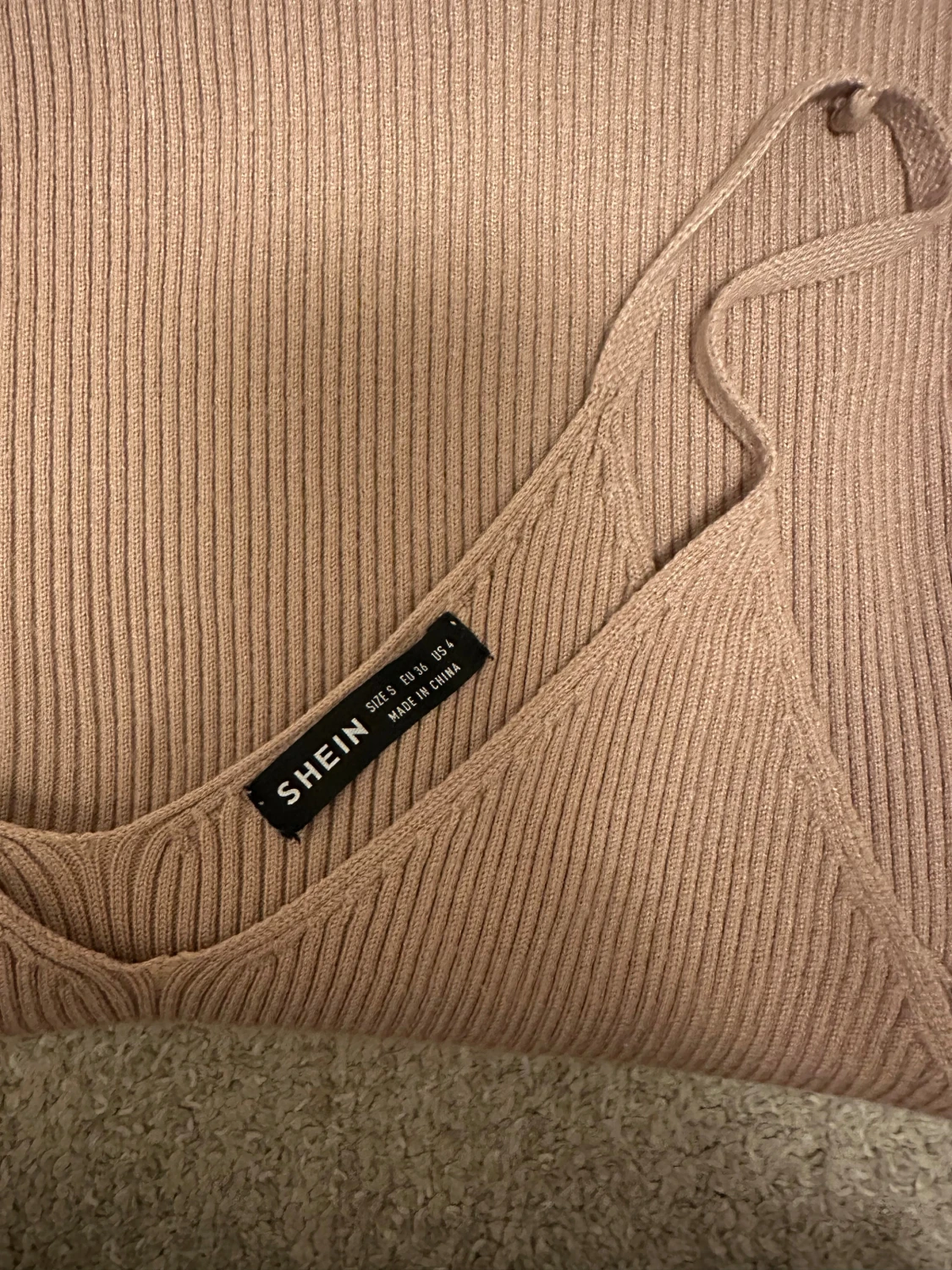 Beige ribbad midiklänning från SHEIN - 3