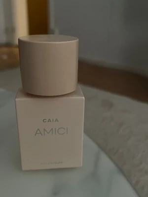 Caia   - Säljer min Caia Amici parfym 50 ml, endast testad 🫶🏼 pris kan diskuteras 🤞🏼