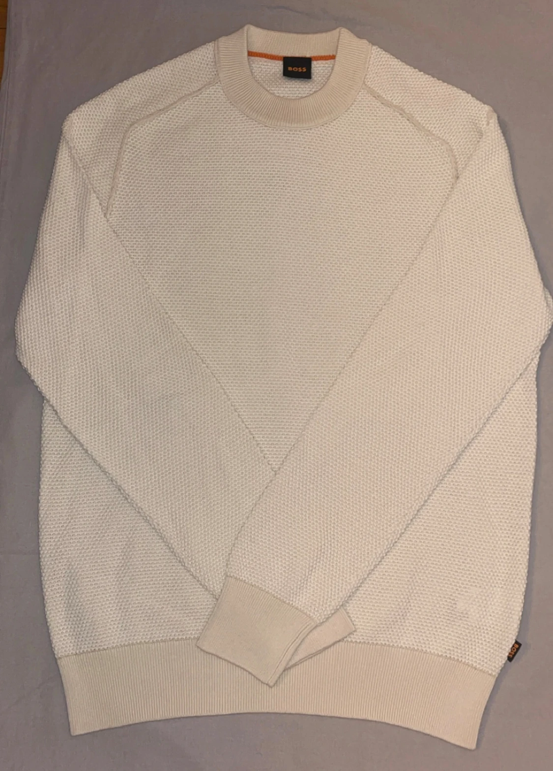 Beige stickad tröja från BOSS