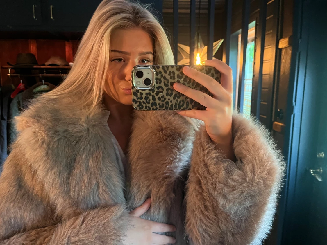 pälsjacka från design by si - 1