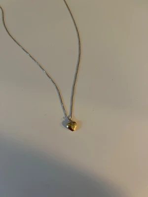 Halsband  - Halsband från glitter med platerat guld