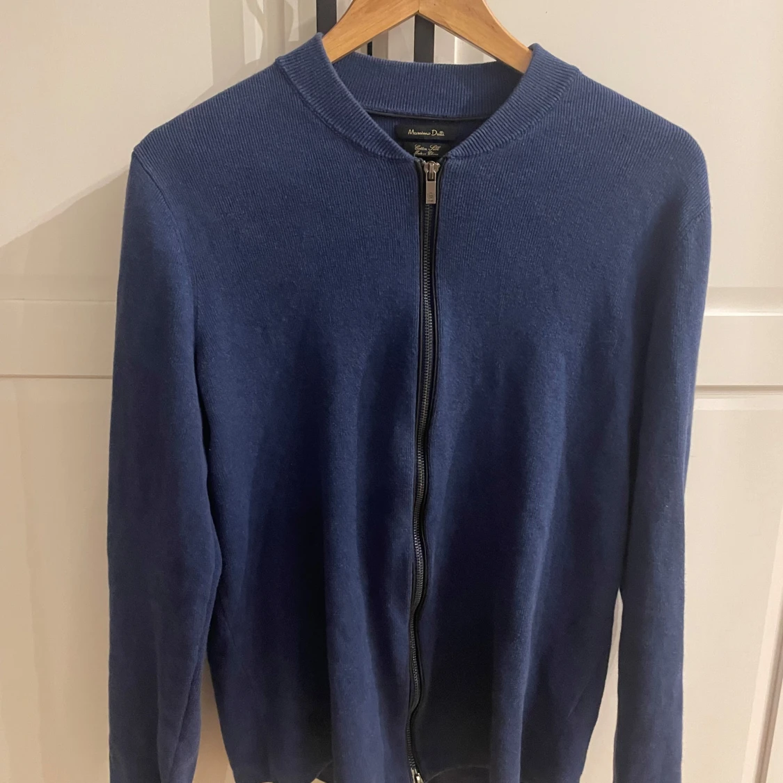Marinblå kofta från Massimo Dutti - 2