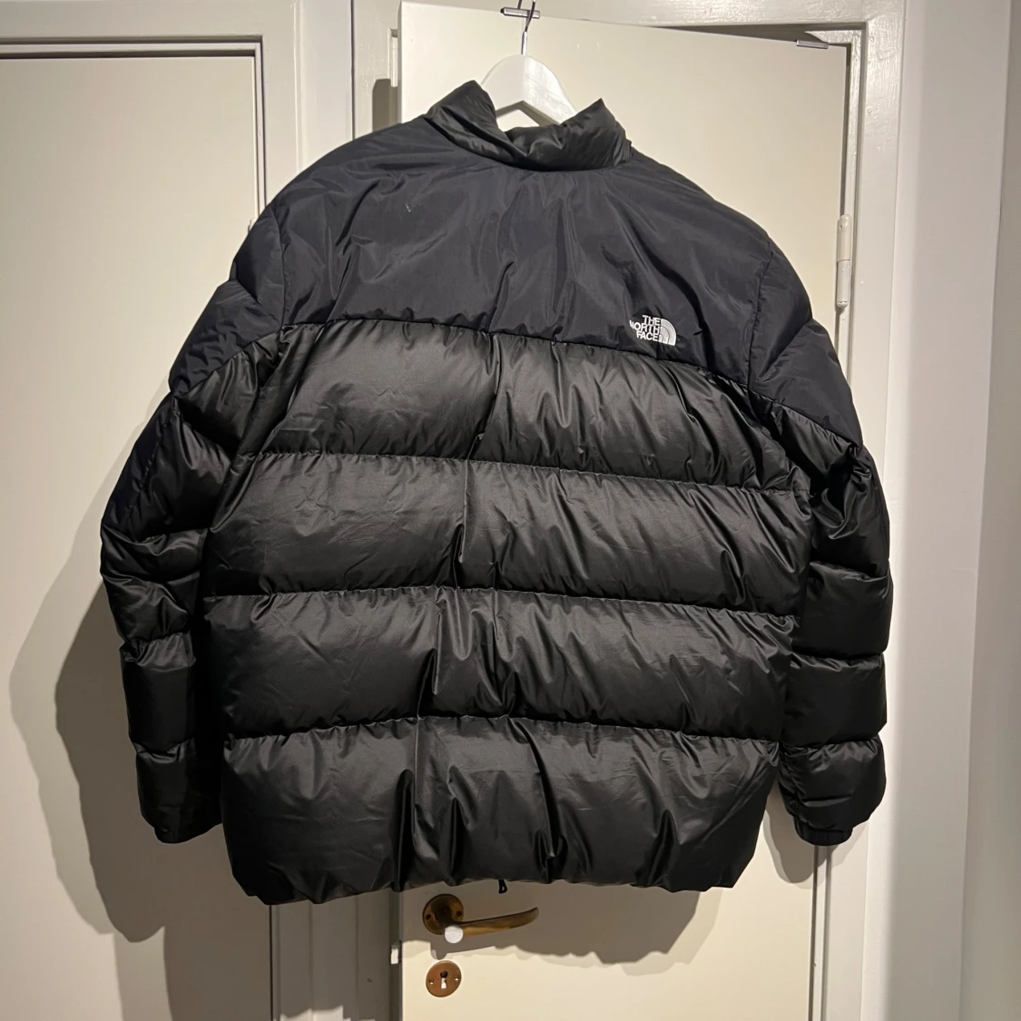 Svart dunjacka The North Face 700 - 1
