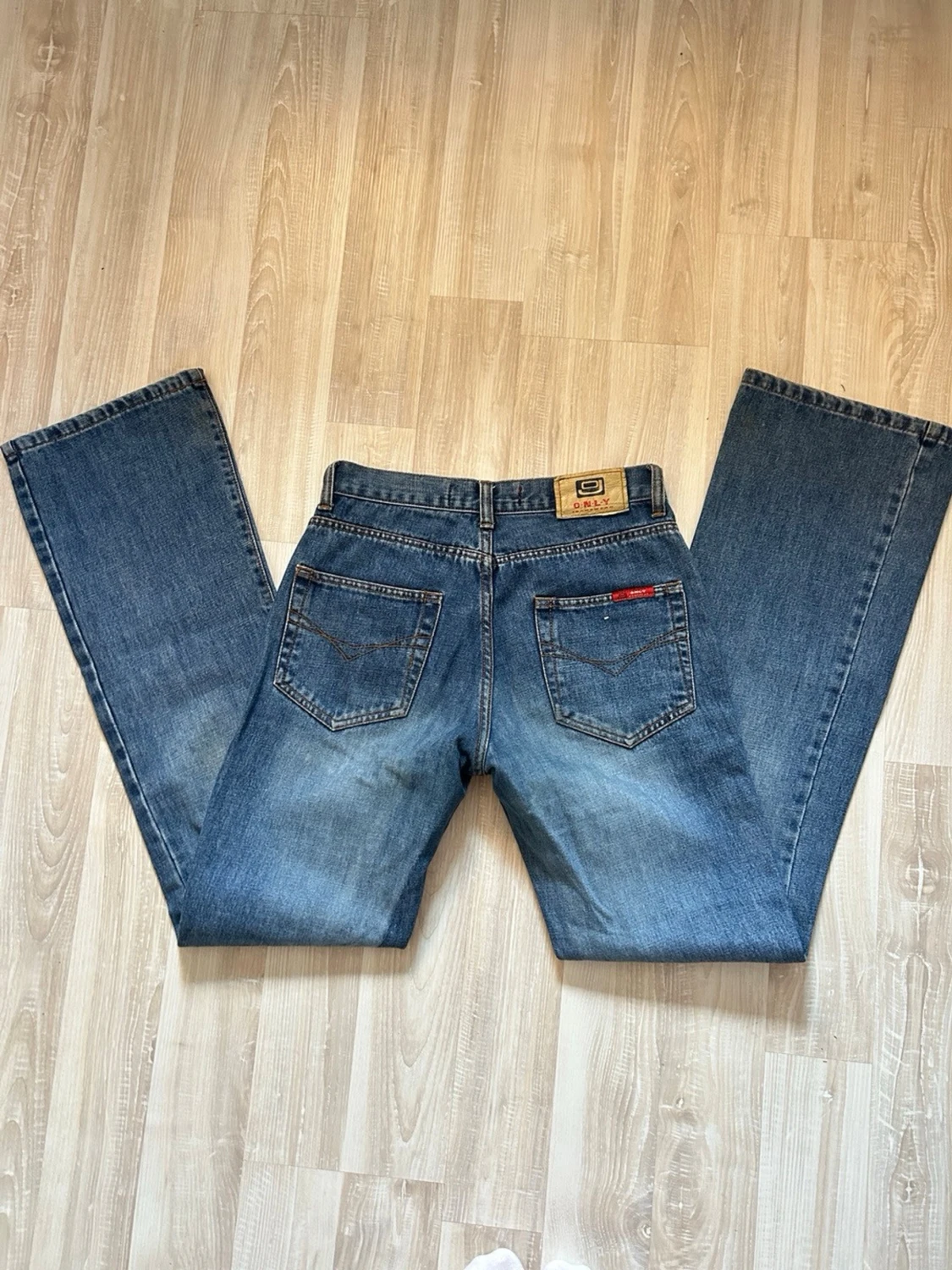 Blå raka jeans från ONLY, storlek 28 - 1