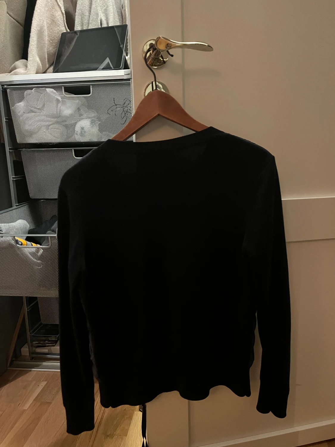 Svart quiltad pufferjacka från Moncler - 4