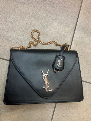 Snygga väskan  - Snygga väskan 