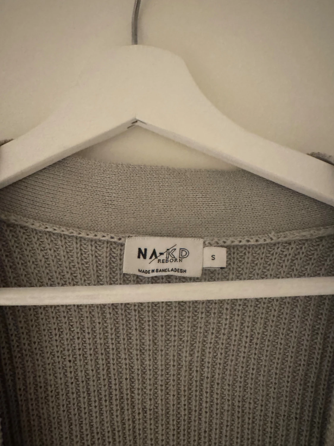 Grå omlottkofta från NA-KD - 1