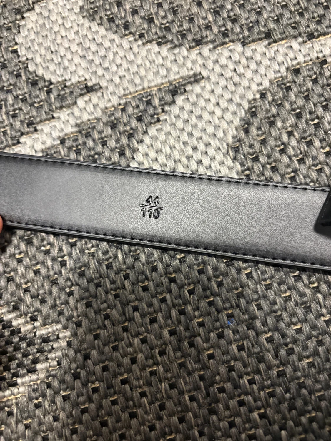 Svart skärp från Salvatore Ferragamo - 2