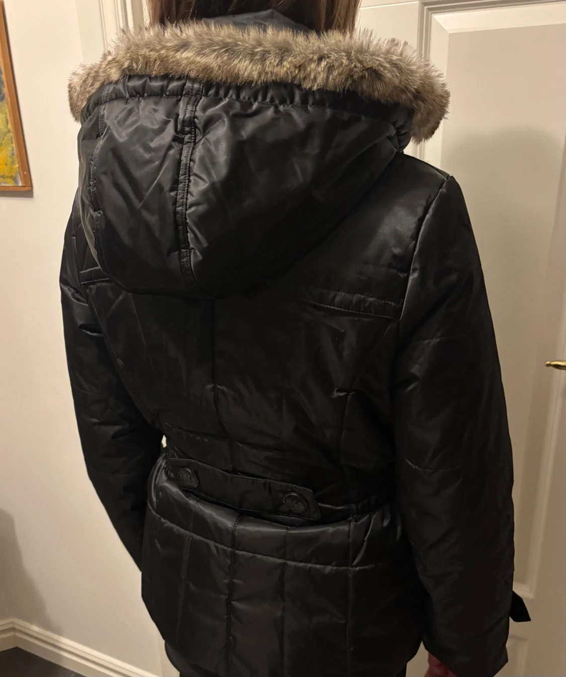 Svart pufferjacka från Hollies - 2
