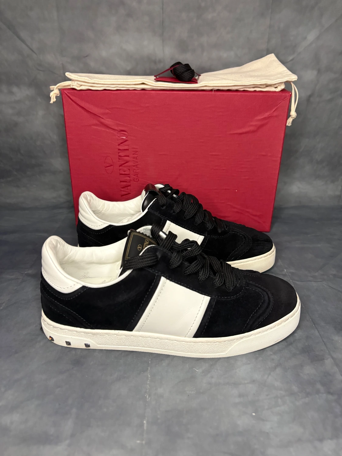 Svarta Valentino flycrews