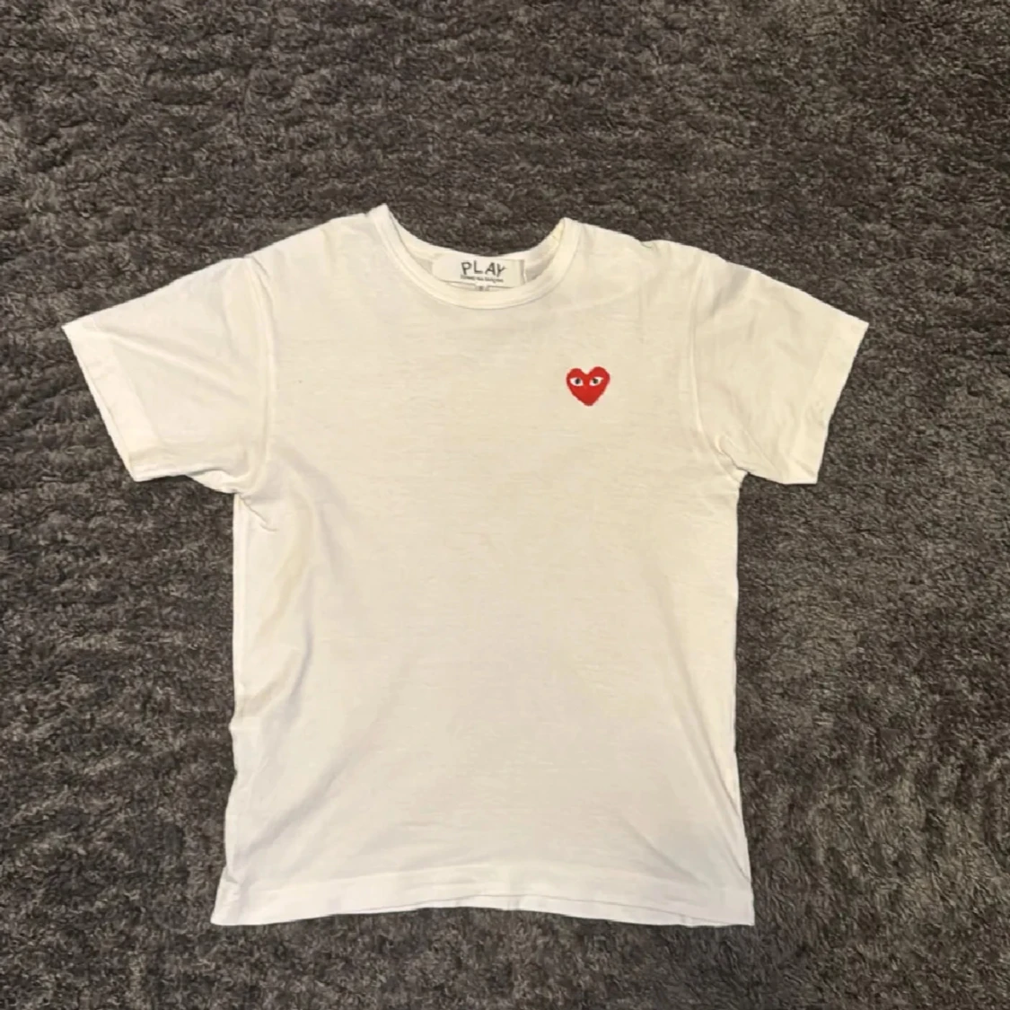 Vit Comme des Garçons Play t-shirt