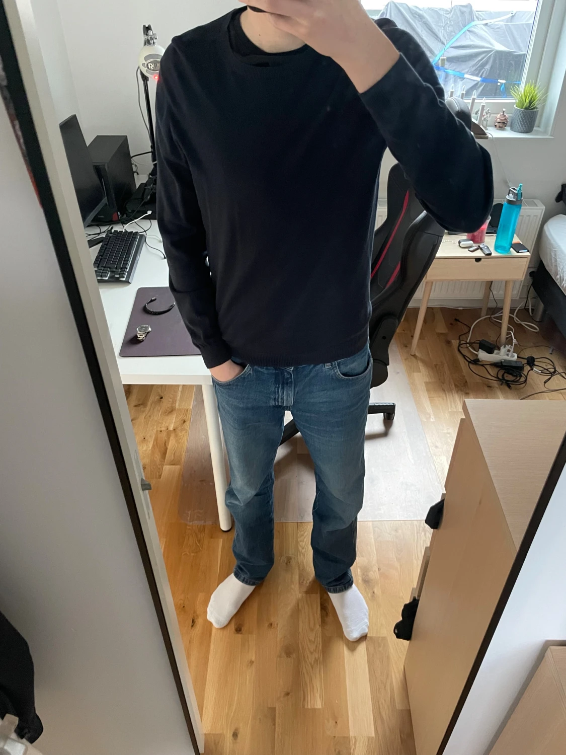 Mörkblå tröja från Massimo dutti