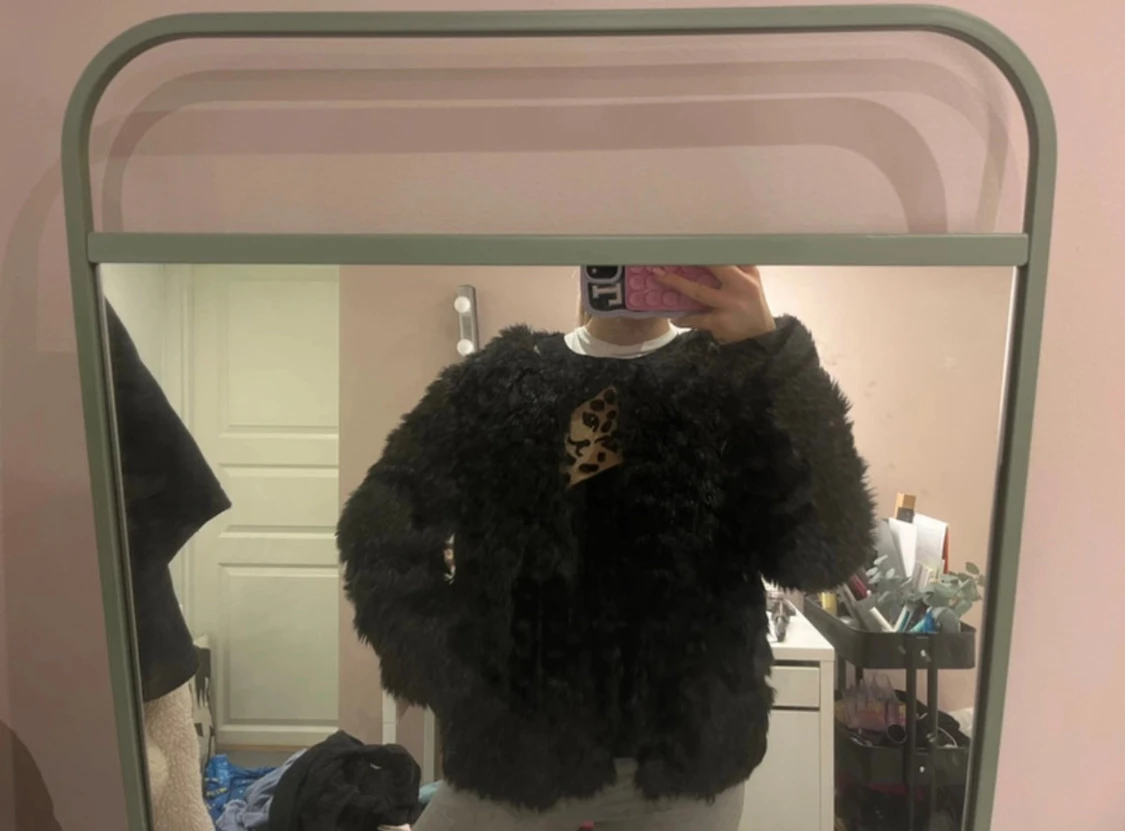 Svart pälsjacka från twist & tango 