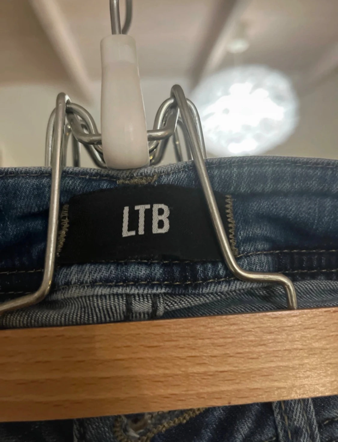 Blå bootcut jeans från LTB Valerie - 1