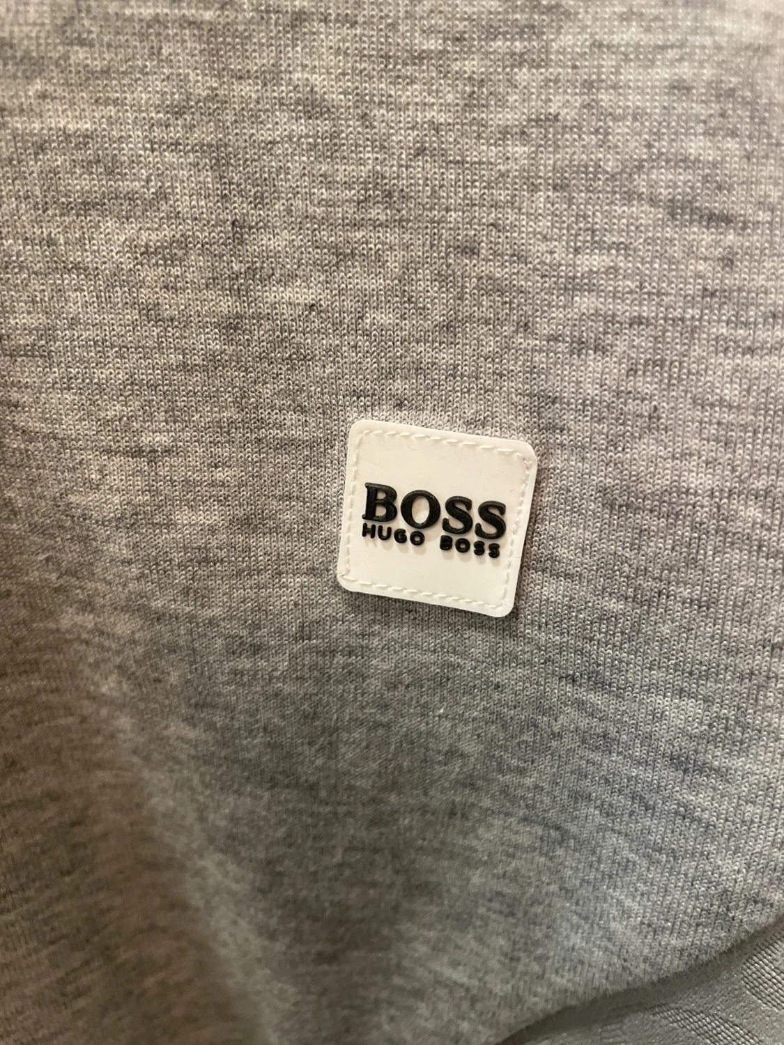 Grå zip-kofta från Hugo Boss - 3