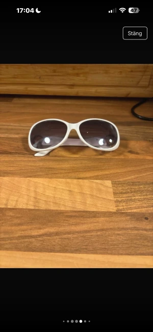 Solglasögon  - Nya 
