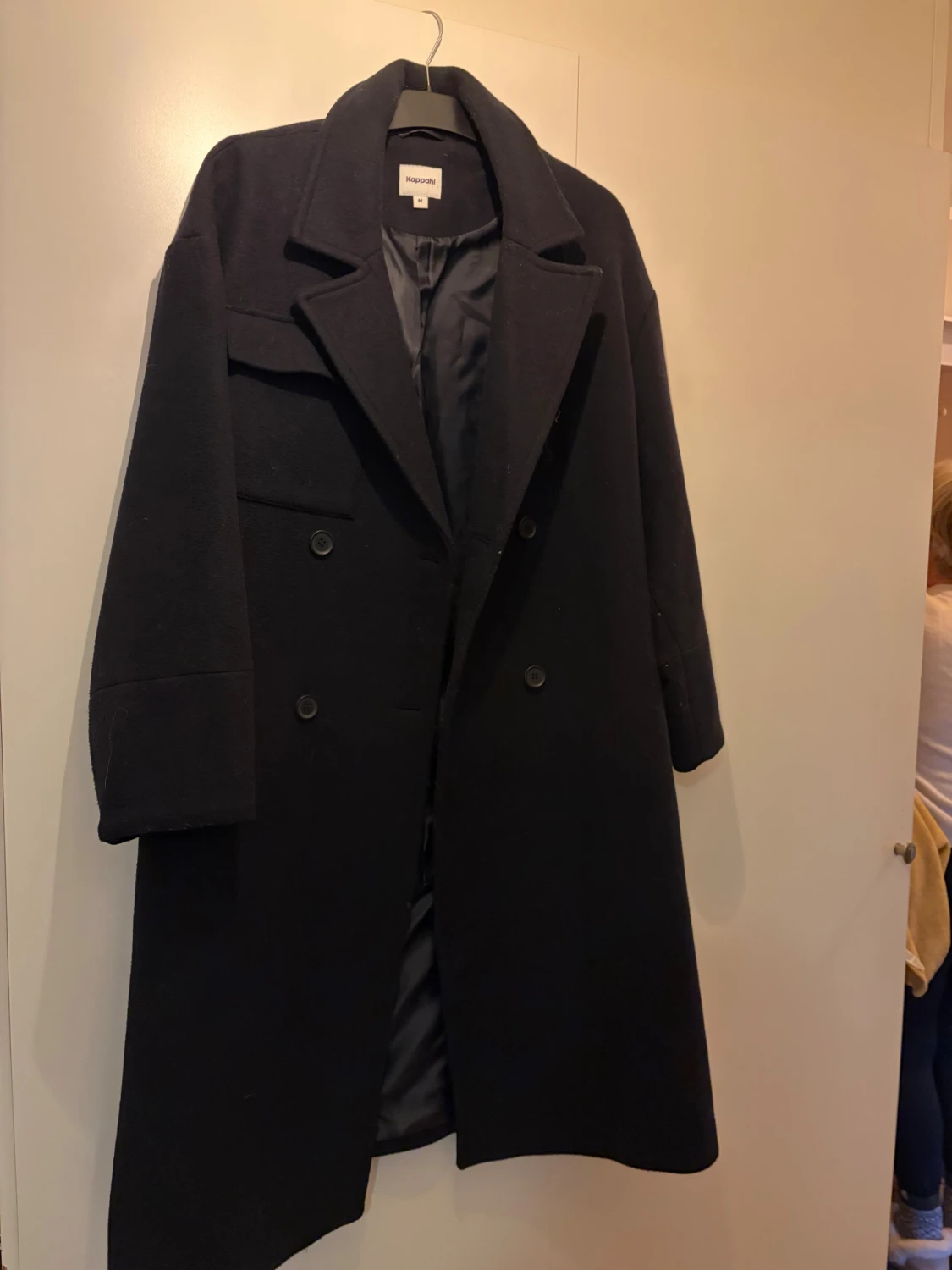 Svart ullkappa från Kappahl, M - 2