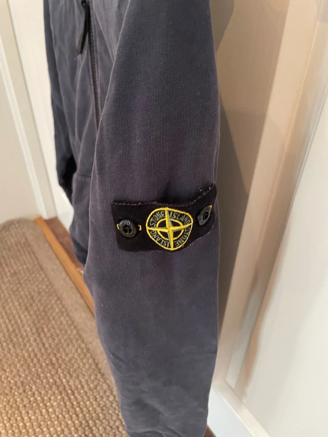 Svart hoodie från Stone Island Junior - 2
