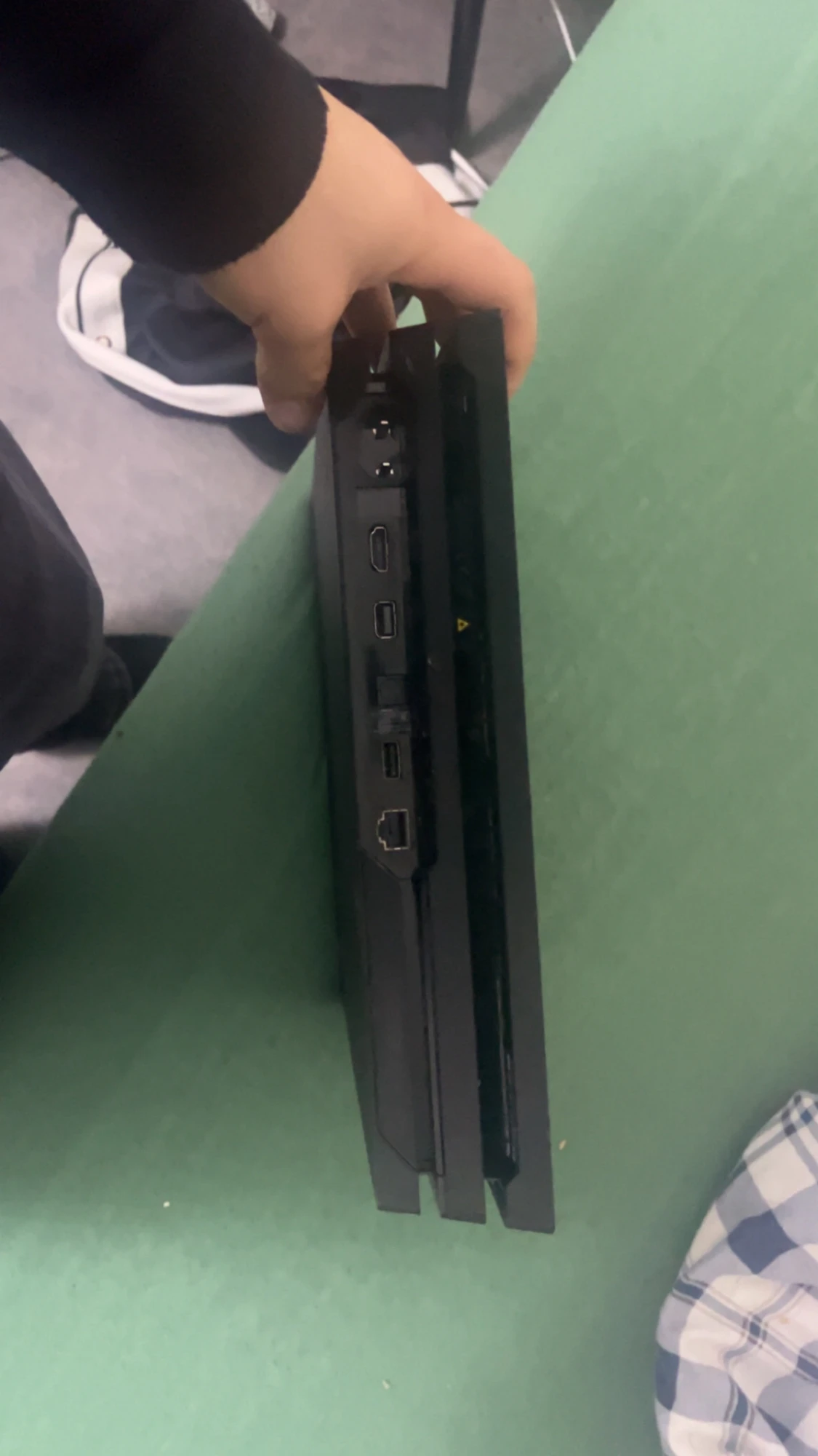 PlayStation 4 Pro - 3