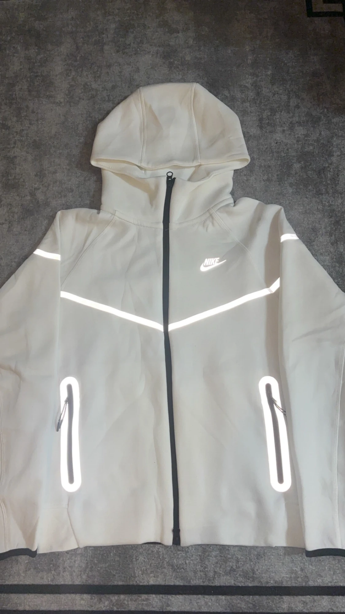 Vit Nike reclective tech tracksuit - 3