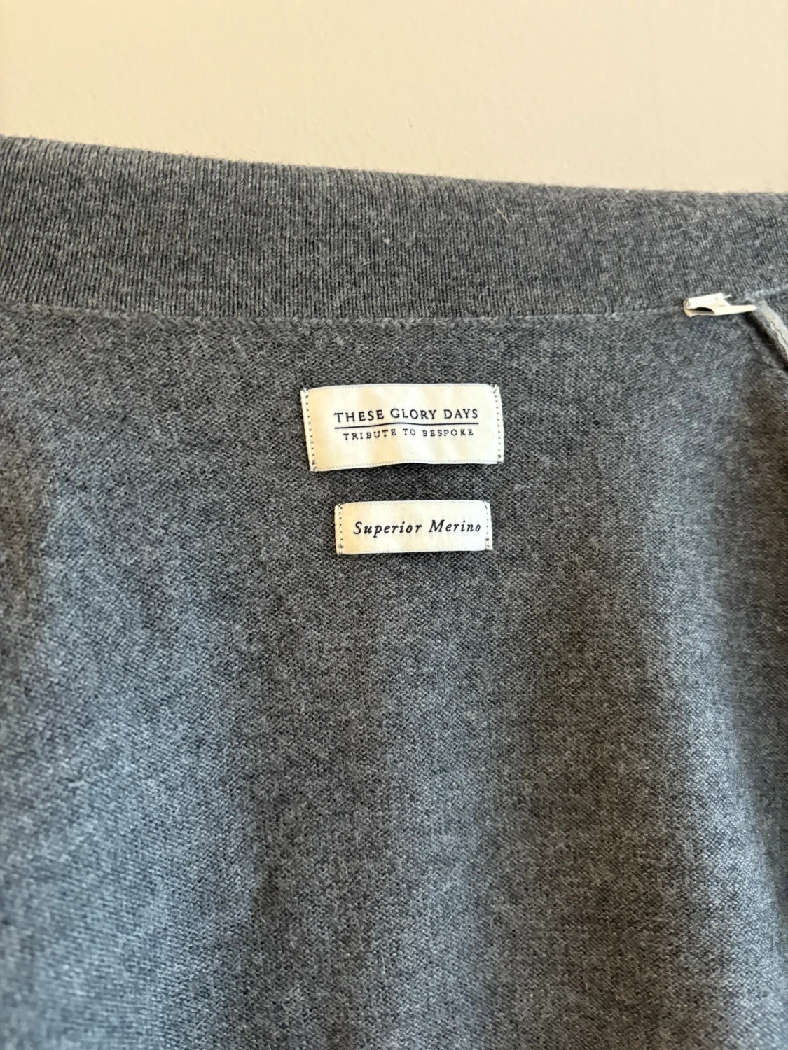 Grå merinoull kofta från These Glory Days - 1