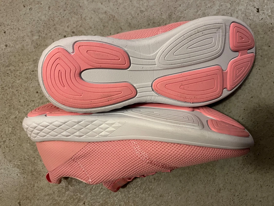 Rosa sneakers från Bagheera strl 38 - 2