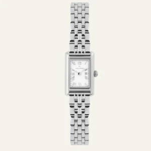 Silverfärgad rektangulär klocka från Mockberg - Stilren klocka från Mockberg med rektangulärt form. Skit snygg och jättebra skick! Nypris 2000kr💗💗