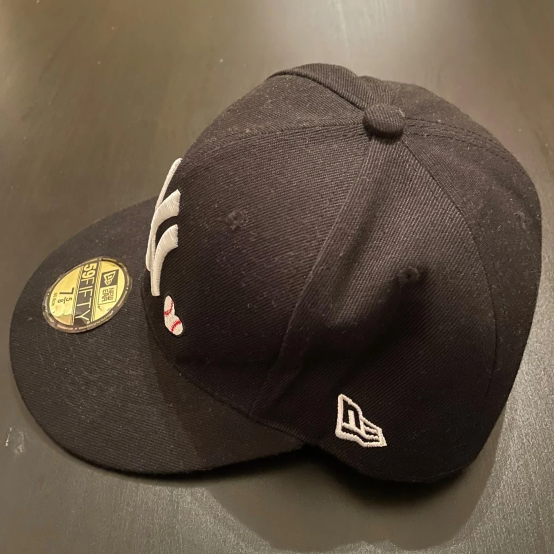 Svart New Era Yankees 59FIFTY keps - 4