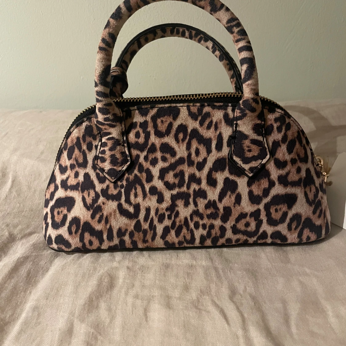 Bershka leopard väska - 1