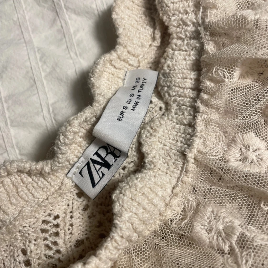 Zara spets topp - 90