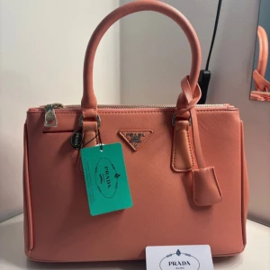 Handväska - Jättefin rosa väska