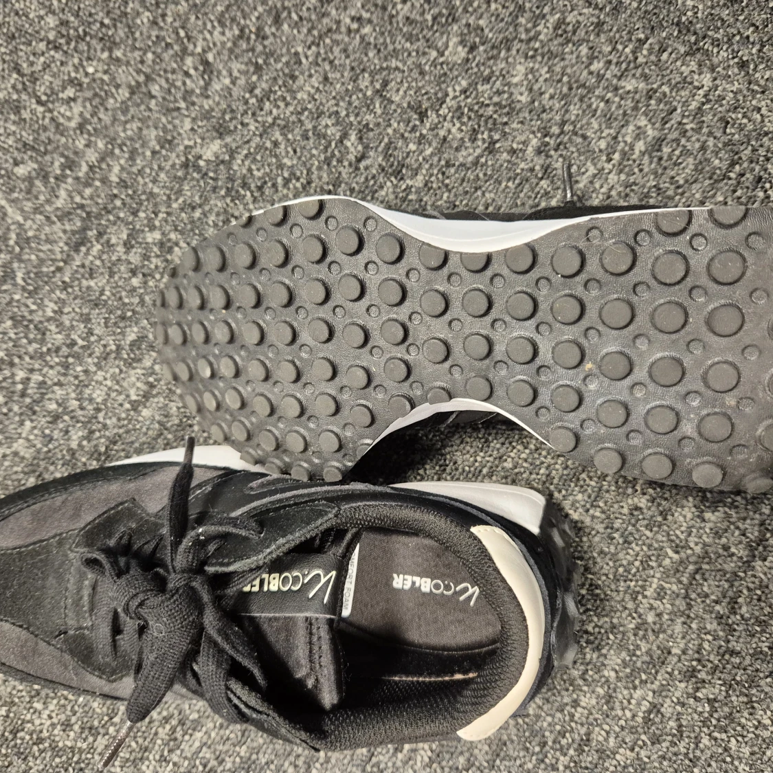 Svarta sneakers från K.COBLER - 2