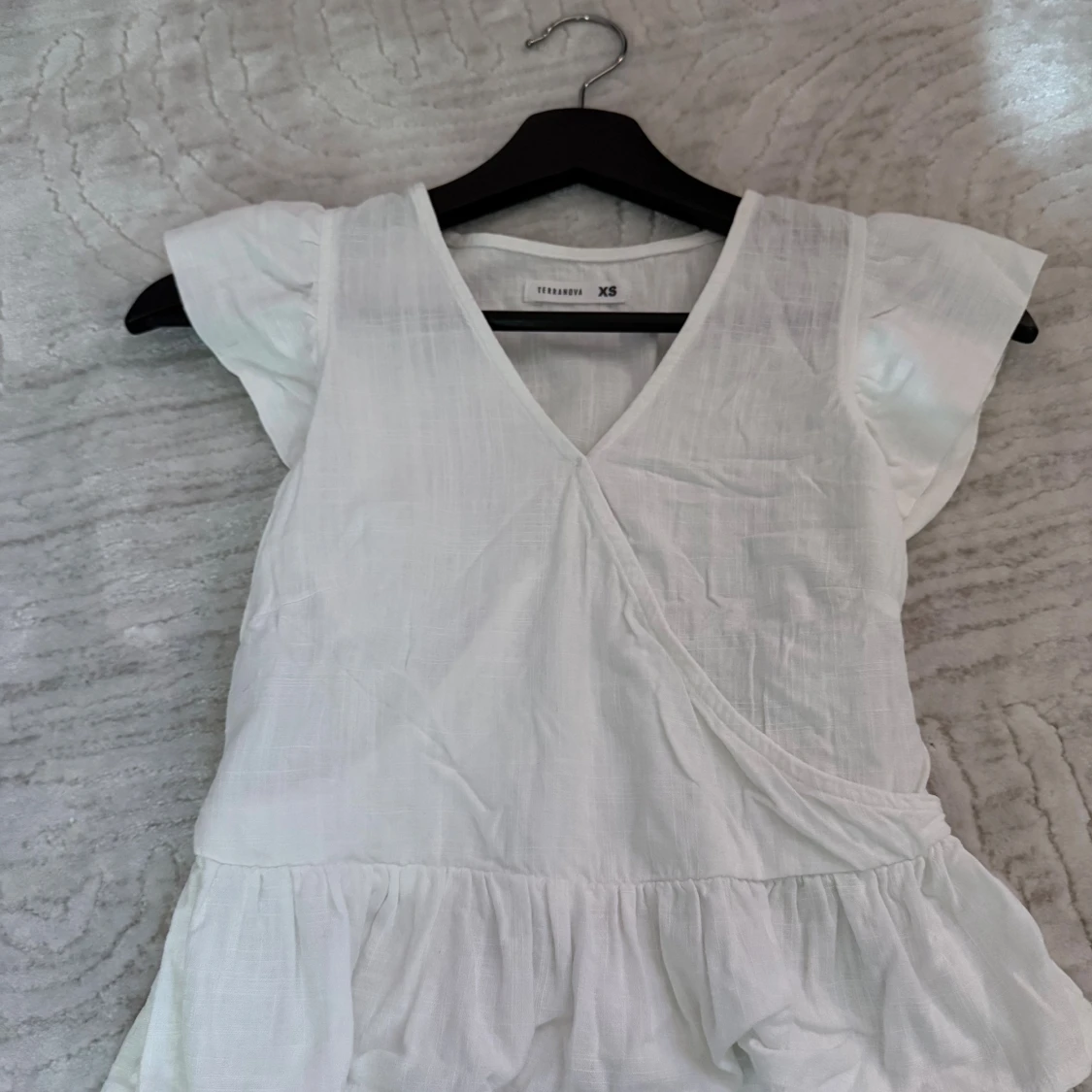 Vit blus från Terranova XS