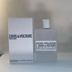 Zadig & Voltaire This Is Her -  Zadig & Voltaire This is her. 100 ml flaska,  se bild 4 för mängd kvar ca 97ml kvar. 