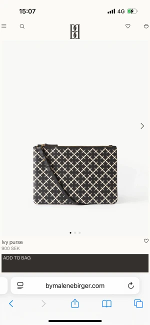 By Malene Birger Ivy purse - Hej💓 Är det någon som skulle vilja byta min By Malene Birger Ivy purse i färgen Black mot en likadan i färgen Charcoal eller Dark Chocolate? Skriv privat om ni undrar något eller vill ha bild på den🥰 