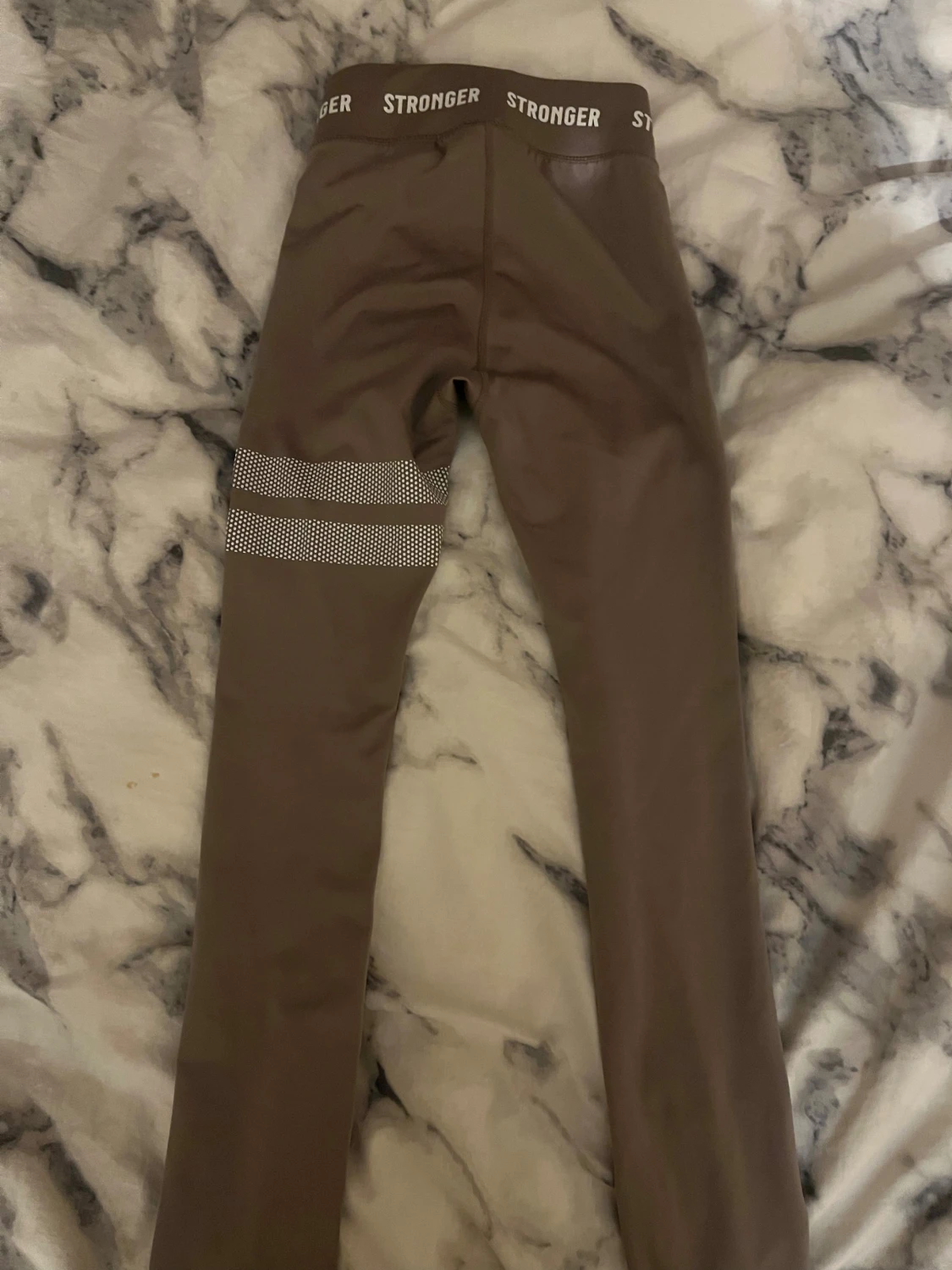 Beige leggings från Stronger XXS