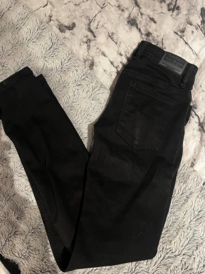 Diesel industry jeans  - Diesel jeans säljes för en skön peng, strlk:14 yrs (160-170)