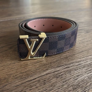 Brunt och guldigt bälte - Brunt och guldigt bälte