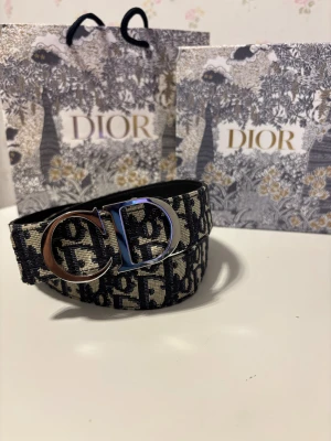 CD belt  - Nice belt comes with box 